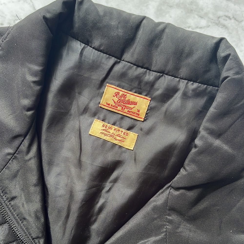 R.M. WILLIAMS | Quilted puffer jacket semi fitted in Black - Picture 4 of 11